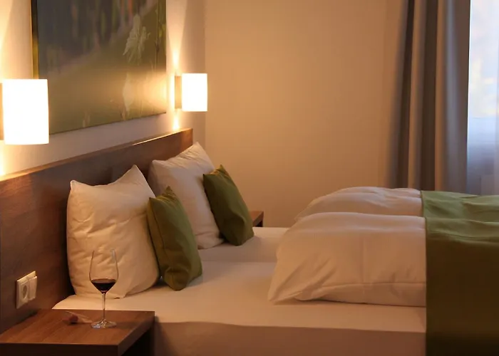 Benz Weingut & Weinhotel * Лауда-Кёнигсхофен